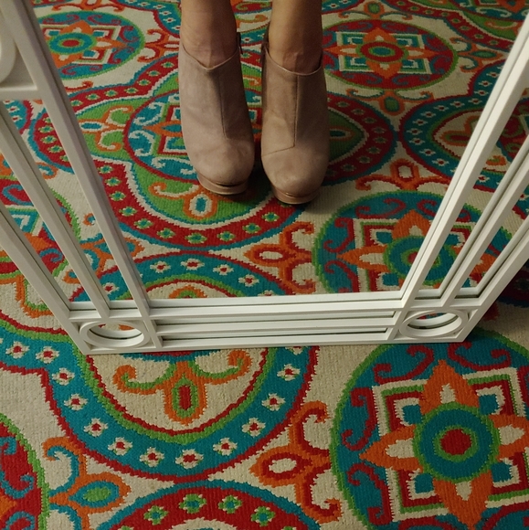 Olsenboye ankle boot platform heels in blush pink - Picture 3 of 9